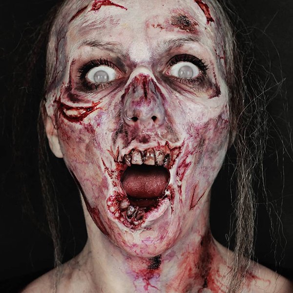 julias-makeup-skills-are-scary-good-and-just-in-time-for-halloween-xx-photos-2514.jpg?quality=85&strip=info&w=600
