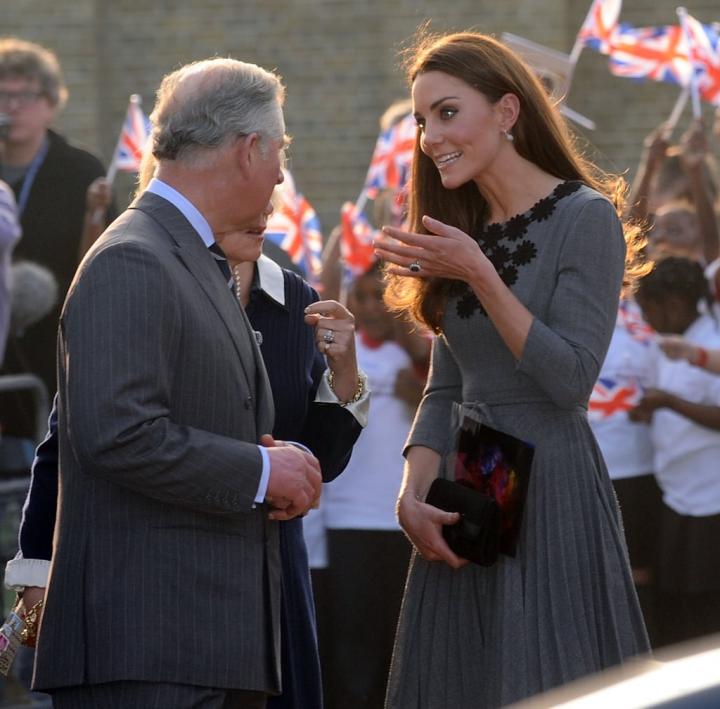 Prince-Charles-Kate-had-animated-conversation-during-2012.jpg