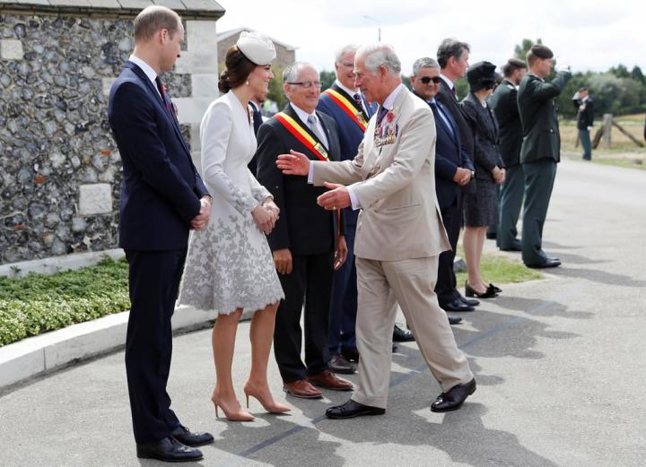Prince-Charles-went-out-his-way-embrace-Kate-event.jpg
