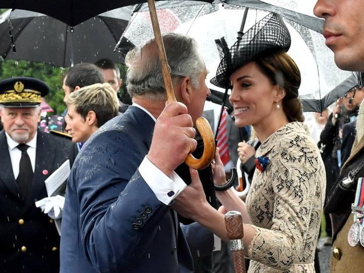 Prince-Charles-Kate-stopped-rain-great-each-other.jpg