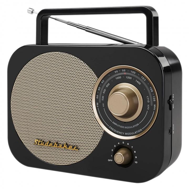 Studebaker-Portable-AMFM-Radio.webp