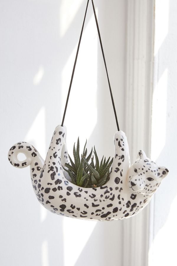 Snow-Leopard-Hanging-Planter.jpg