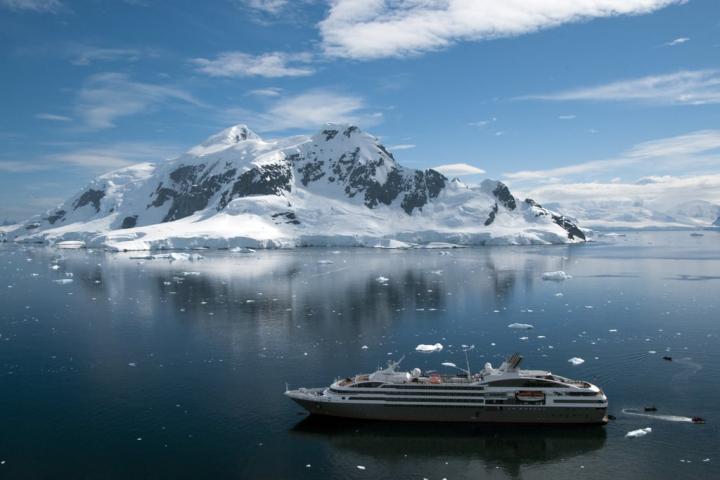 Emblematic-Antarctica-Ponant.jpg