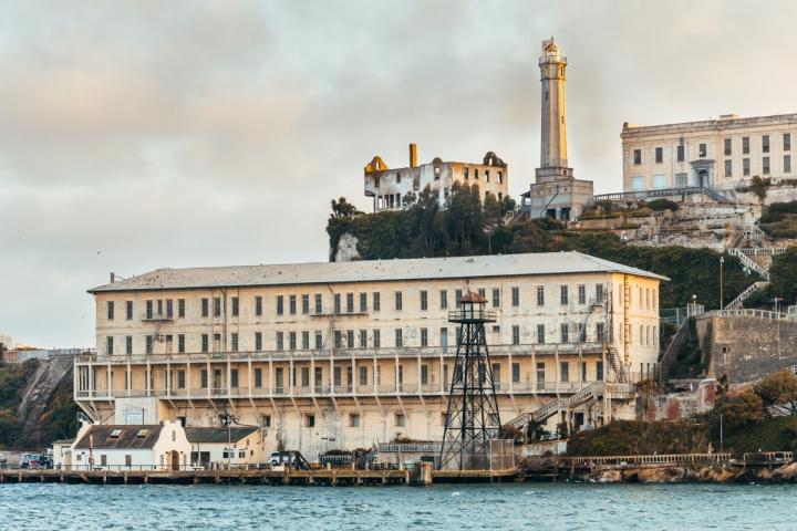 alcatraz-prison-san-francisco-california.jpg?resize=1200%2C800&ssl=1