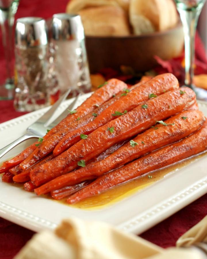Cinnamon-Butter-Baked-Carrots.jpg