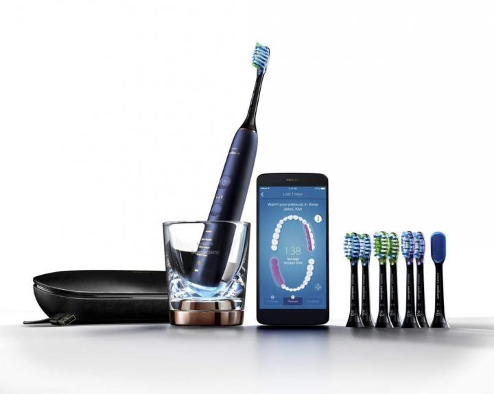 Philips-Sonicare-DiamondClean-Smart-Electric-Rechargeable-Toothbrush.jpg