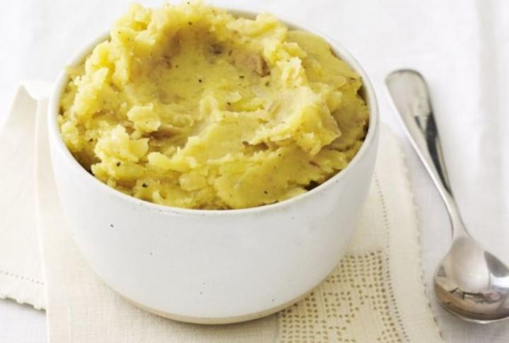 Side-Dish-Caramelized-Onion-Mashed-Potatoes.jpg
