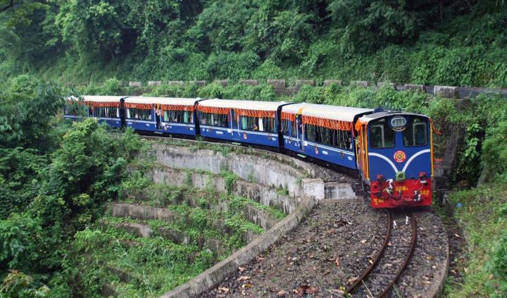 Darjeeling-Himalayan-Railway.jpg