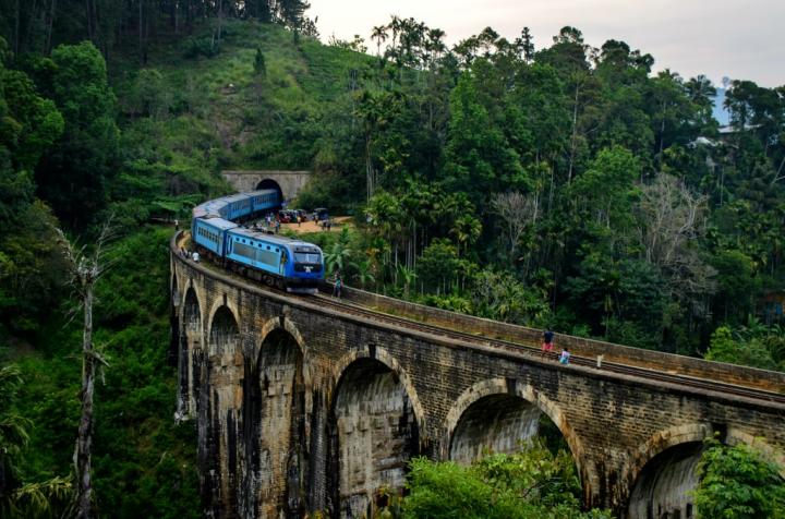 Sri-Lanka-Railways.jpg
