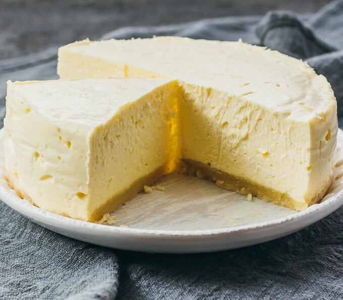 Low-Carb-Instant-Pot-Cheesecake.jpg