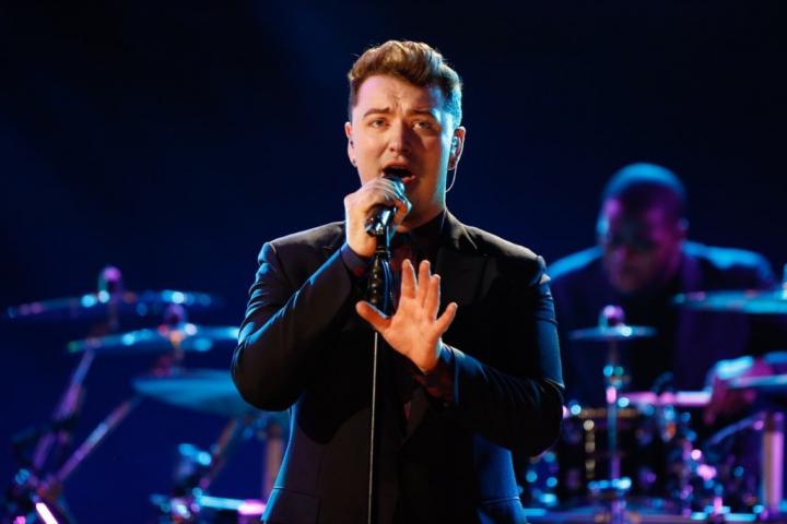 sam-smith-performing.jpg?resize=1024%2C683&ssl=1