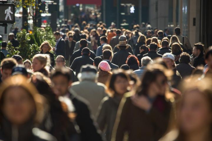 People-Walking-in-Crowded-City.jpg?resize=1024%2C683&ssl=1