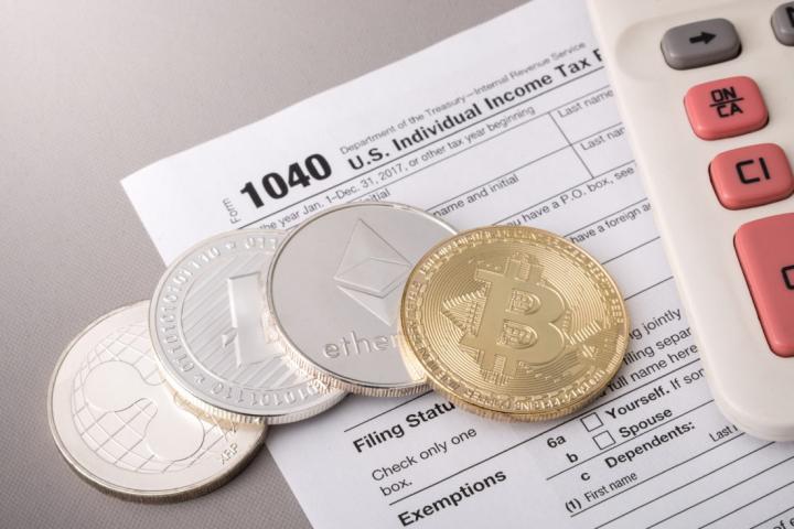 bitcoin-crypto-irs-congress-shutterstock_1051271576-1100x734.jpg