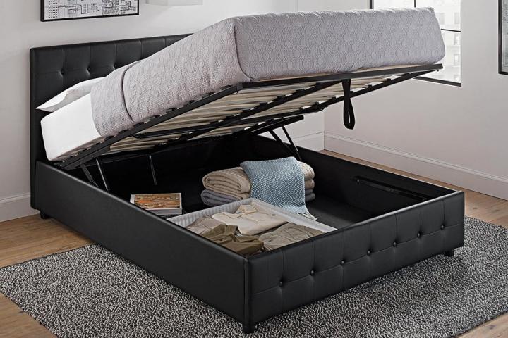 DHP-Cambridge-Upholstered-Platform-Bed.jpg