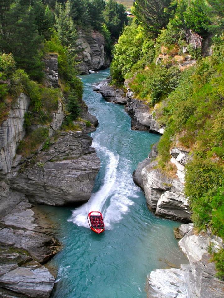 Shotover-River-New-Zealand.jpg