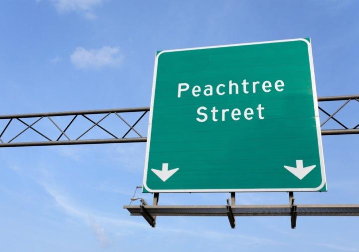 peachtree-street-atlanta-georgia.jpg?resize=1024%2C719&ssl=1