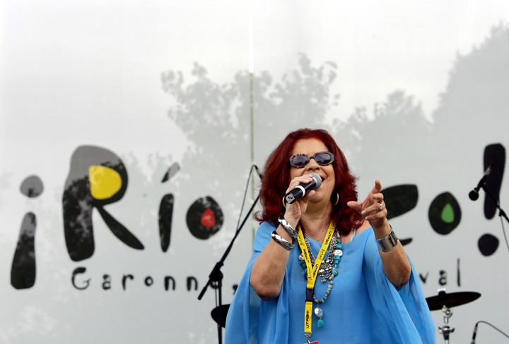 la-cantante-brasilena-beth-carvalho___rNIg2Pu0j_720x0__1.jpg