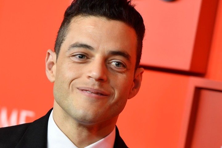 rami-malek___YUXOqeRQe_720x0__1.jpg