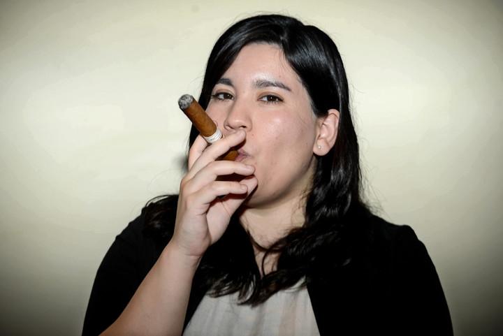 deby-benitez-sommelier-de-habanos___klsJKtZLp_720x0__1.jpg