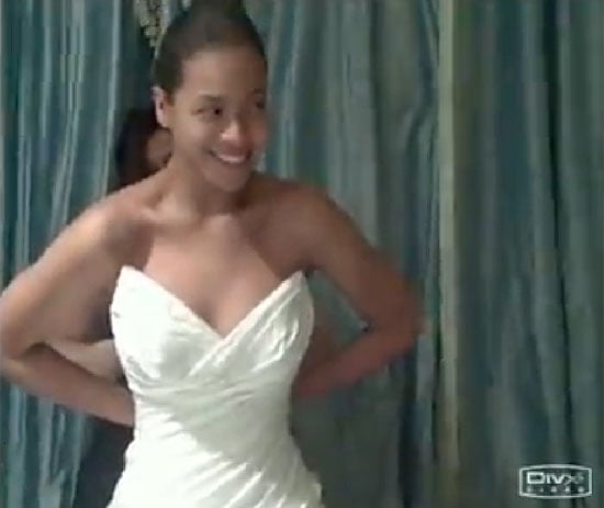 Beyonc%C3%A9-Knowles-shared-photo-her-wedding-dress-from-her-April.jpg