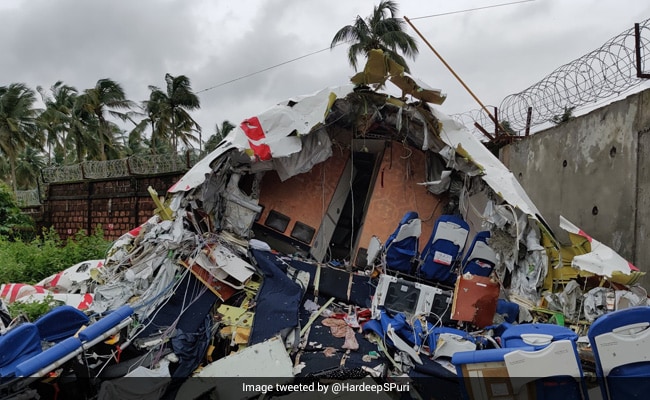 g481jsg8_kerala-plane-crash_625x300_08_August_20.jpg