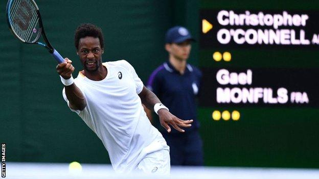 _119149496_monfils.jpg