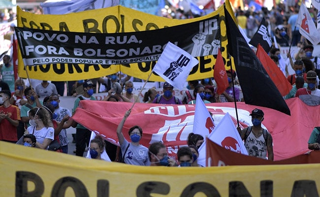 mbcj2238_brazil-protests-reuters-650_625x300_03_June_21.jpg
