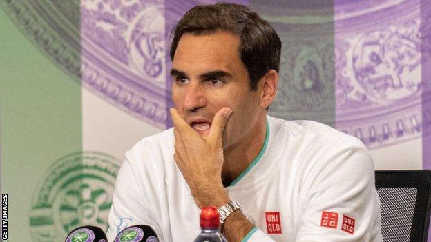 _119805309_federer.jpg