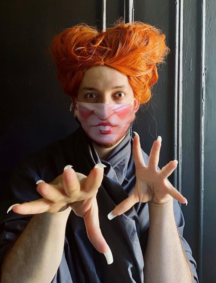 Winifred-Sanderson-Hocus-Pocus-Spooky-Illusion-Face-Mask.jpg