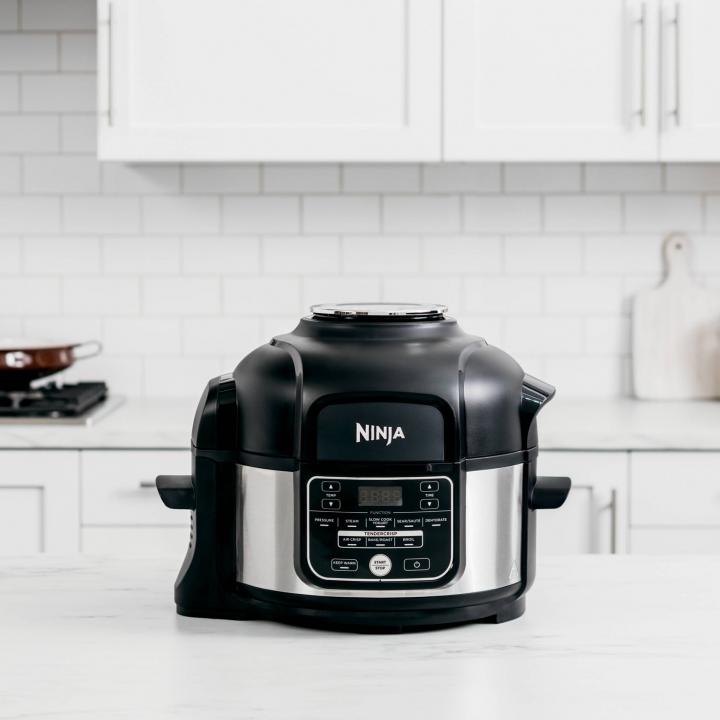 All-in-One-Kitchen-Gadget-Ninja-Foodi-Programmable-10-in-1-5qt-Pressure-Cooker-Air-Fryer.jpg