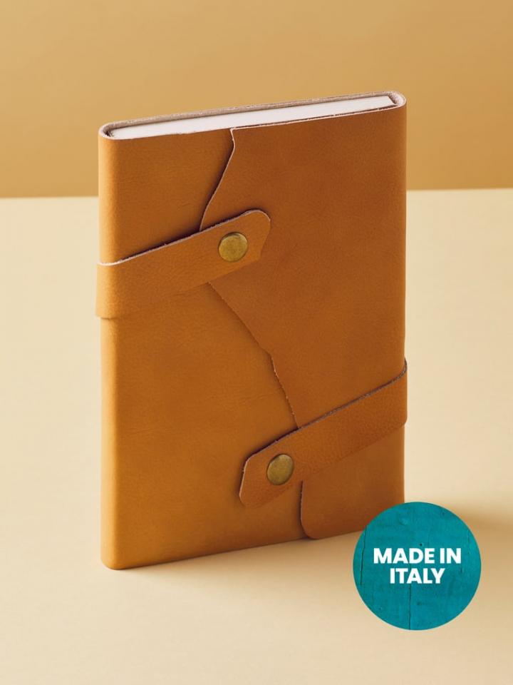 Double-Snap-Leather-Journal.jpg