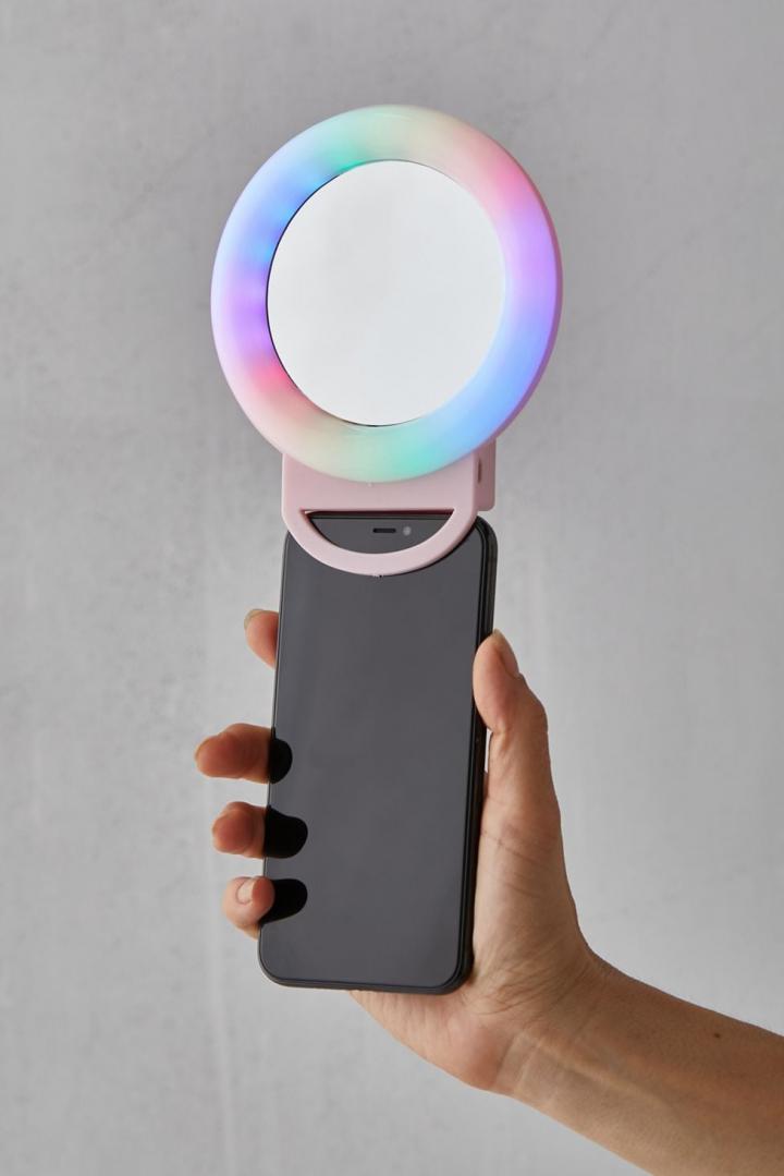 For-Selfie-Taker-Brilliant-Ideas-Color-Changing-Clip-On-Selfie-Ring-Light-Mirror.jpg