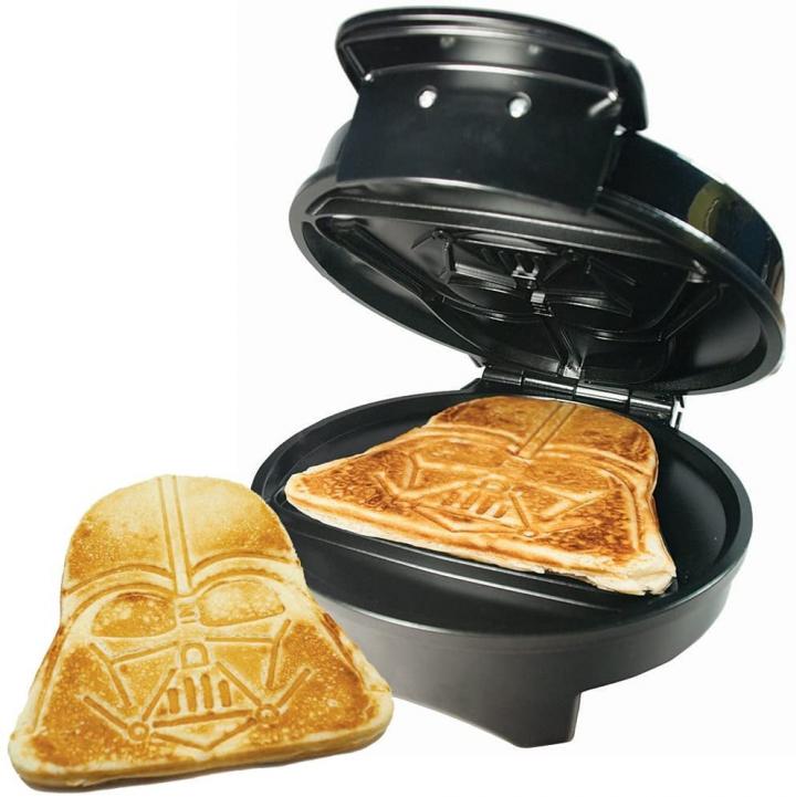 Star-Wars-Breakfast-Lover-Star-Wars-Darth-Vader-Waffle-Maker.jpg