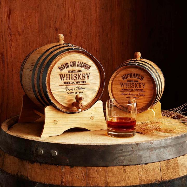 Gift-For-Drinkers-Personalized-Whiskey-Barrel.jpg