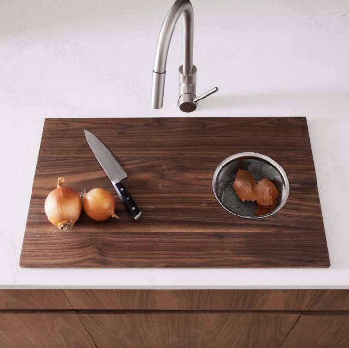 Smart-Cutting-Board-StoneWon-Designs-Co-Over--Sink-Cutting-Board.png