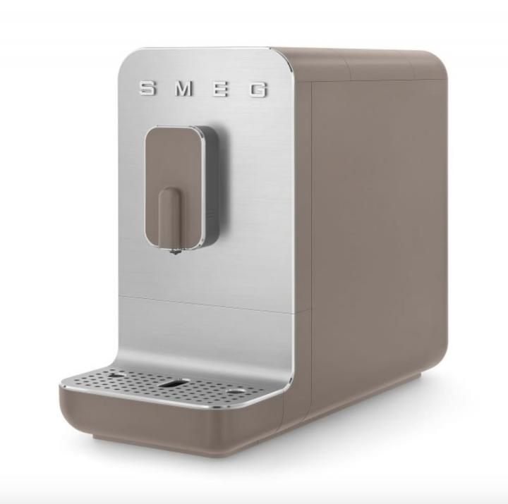 For-Coffee-Lover-Smeg-Fully-Automatic-Coffee-Machine.png