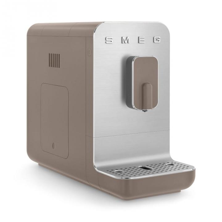 Smeg-Fully-Automatic-Coffee-Machine.jpg