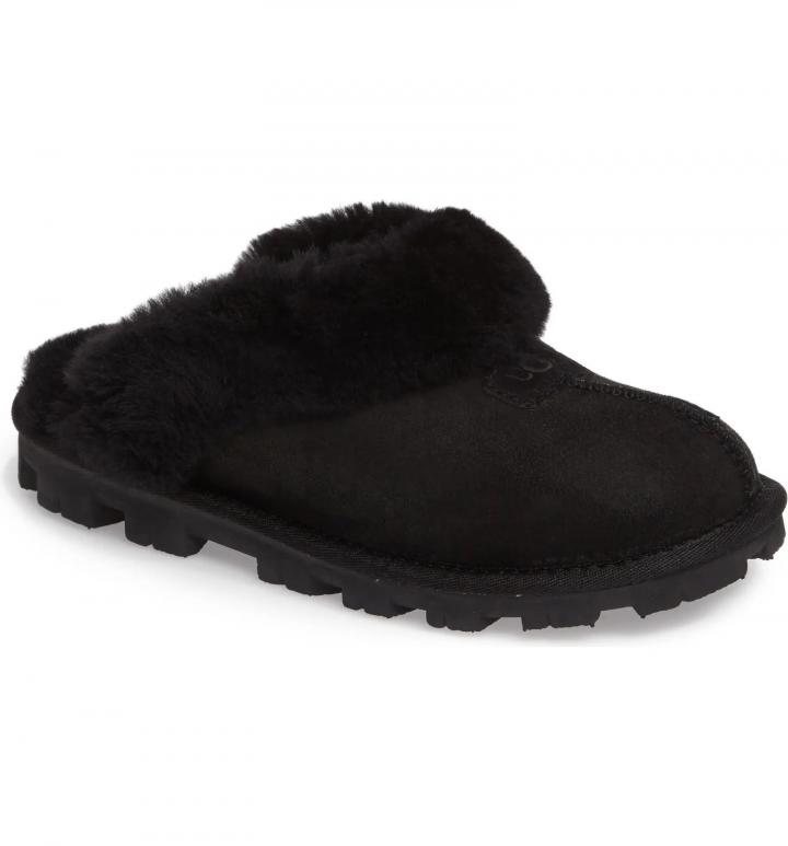 Slipper-With-Lug-Sole-UGG-Coquette-Genuine-Shearling-Slipper.webp