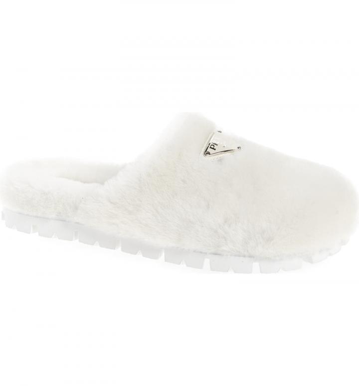 Fancy-Slippers-Prada-Fussbett-Fluffy-Genuine-Shearling-Slipper.jpeg