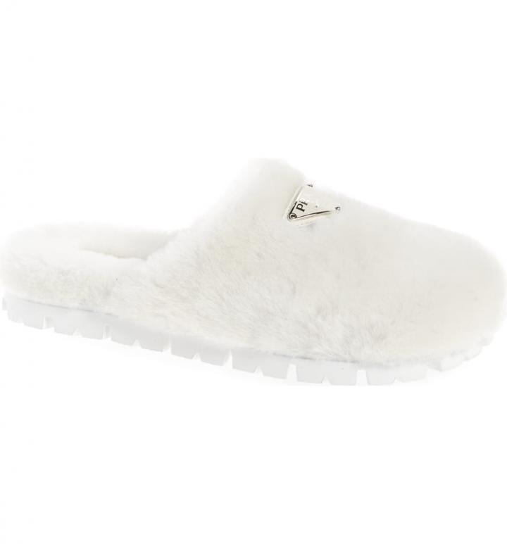 Fancy-Slippers-Prada-Fussbett-Fluffy-Genuine-Shearling-Slipper.jpeg