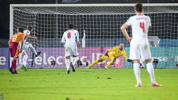 _121570776_shutterstock_editorial_san_marino_vs_england_15_nov_2_12604172i-3c7e105391bc0e075861782e44e8081349261a37.jpg