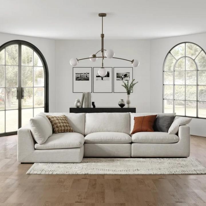 Perfect-Sectional-Castlery-Dawson-Chaise-Sectional-Sofa.webp