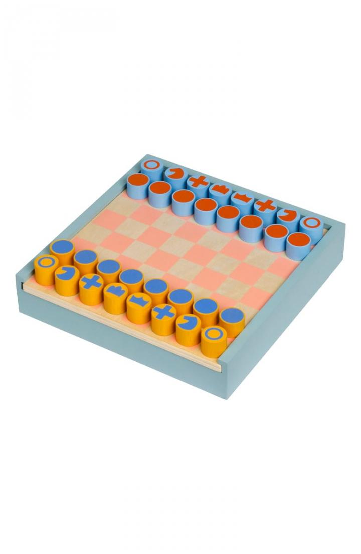Cool-Chess-Set-MoMA-Two-in-One-Chess-Checkers-Set.jpg