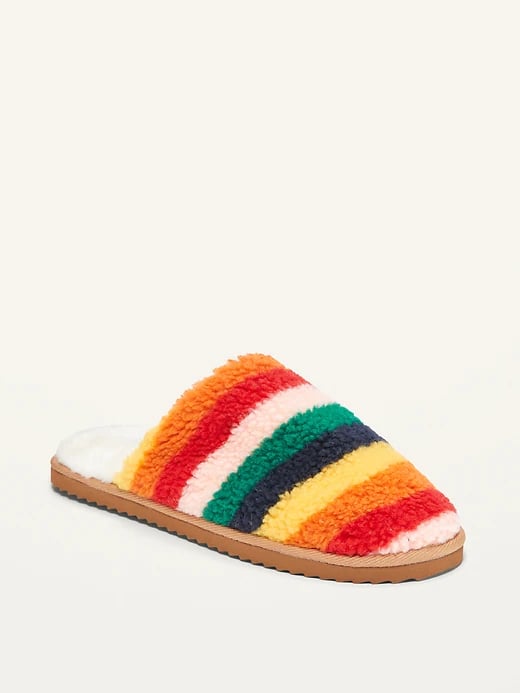 Old-Navy-Faux-Fur-Lined-Sherpa-Slippers.webp