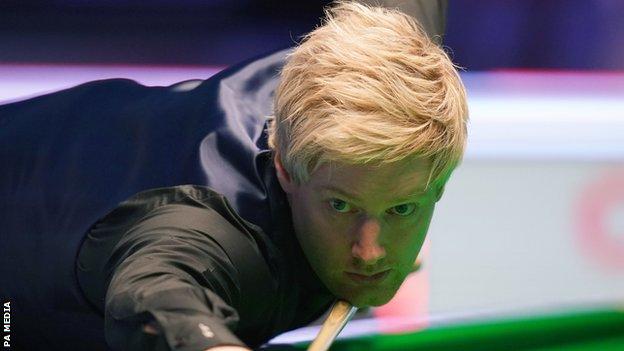 _122701618_snooker-masters-14121065_pictures_pri13-221fad9582244231bae5463757beaab9506eb8b0.jpg