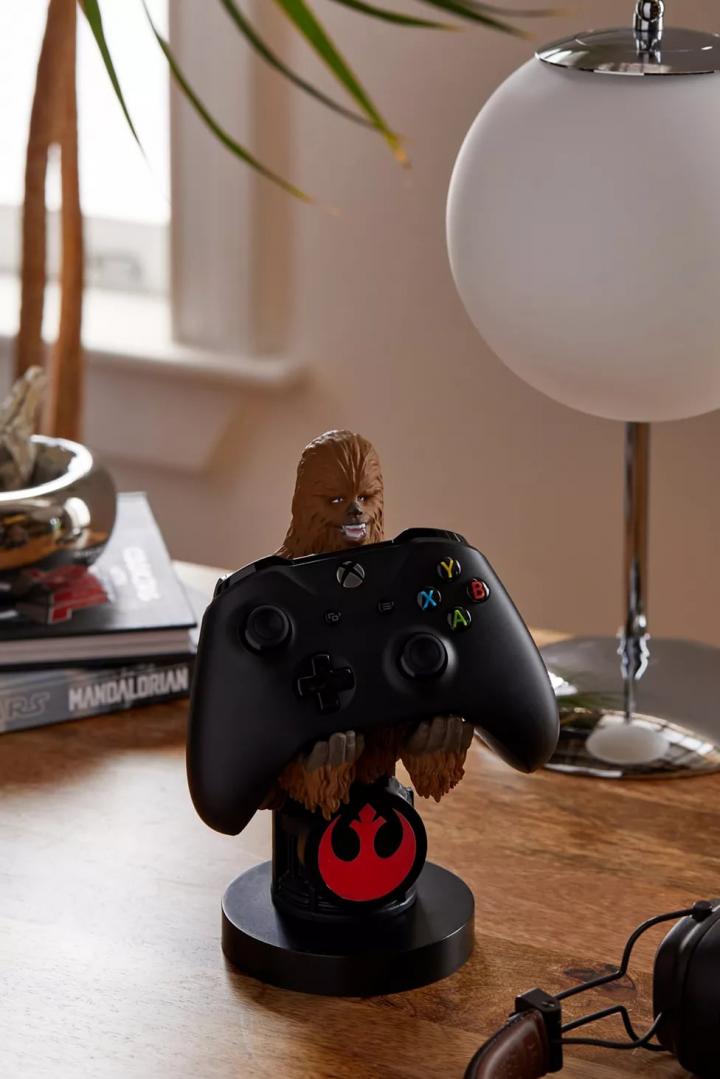 Valentine-Day-Gift-For-Gamer-Cable-Guys-Chewbacca-Device-Holder.webp