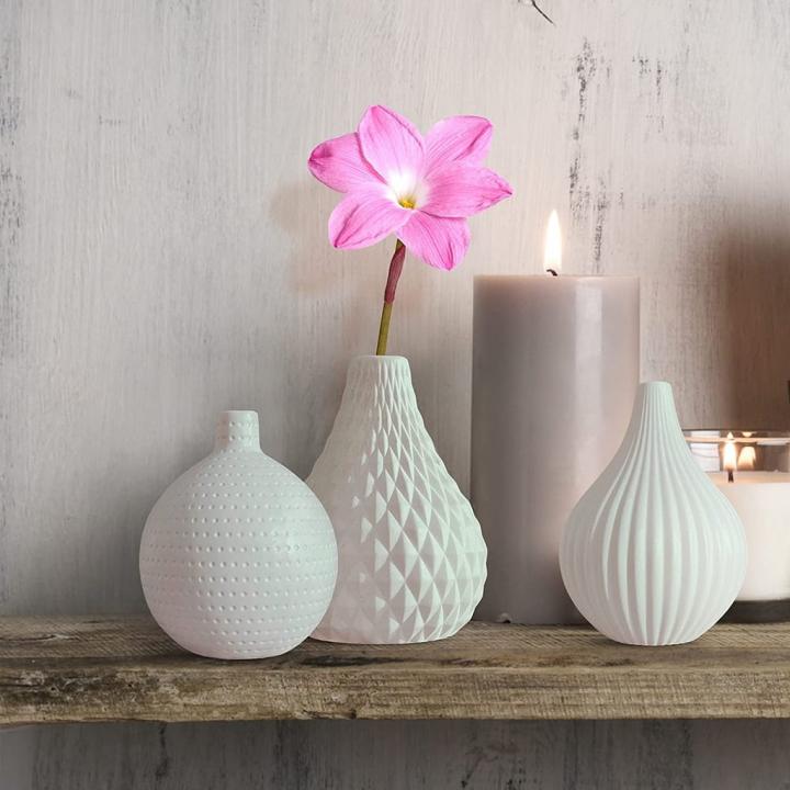 Stylish-Vases-Small-White-Ceramic-Bud-Vases.jpg
