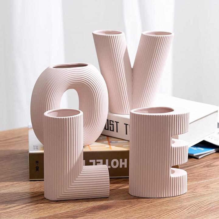 Stylish-Vases-KingZiYu-Love-Sign-Set-4-Pink-Ceramic-Decorative-Small-Flower-Vases.jpg