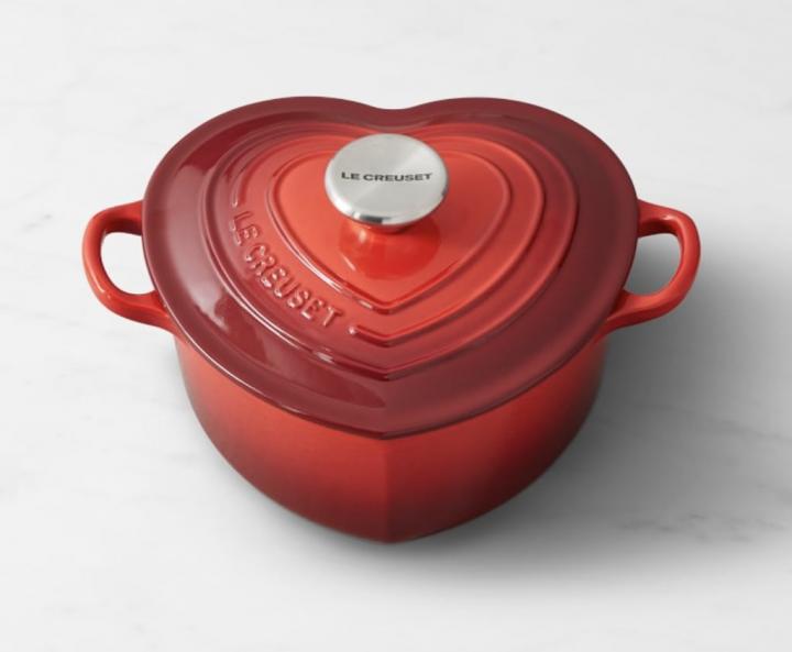For-Home-Cook-Le-Creuset-Enameled-Cast-Iron-Heart.png