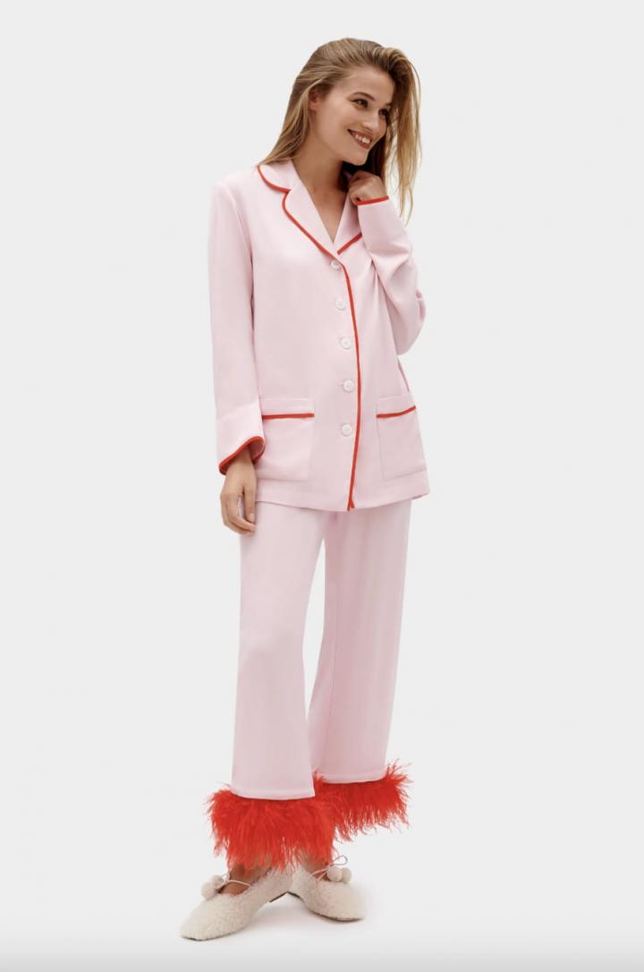 Pretty-in-Pink-Sleeper-Party-Pajamas-Set-with-Feathers.png